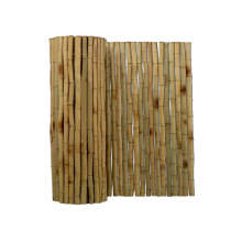 Cerca de bambú de 30 mm a 35 mm en Home Depot